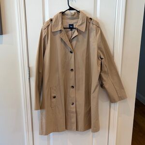 GAP Women's Classic Beige Trench Coat